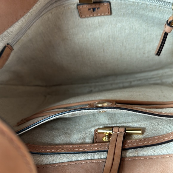 Tory Burch Utopia Appliqué Hobo Bag, Camello - Picture 3 of 3